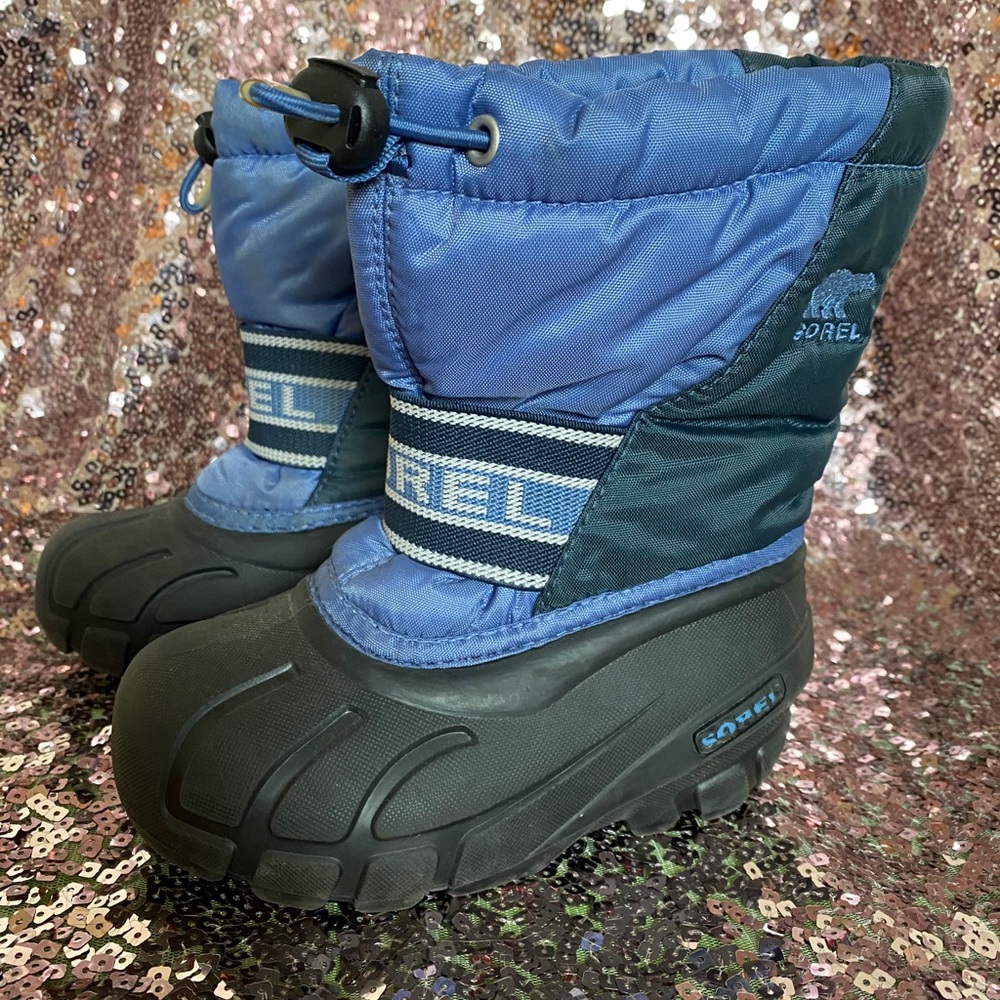 Sorel kids cub blue snow boots size 9